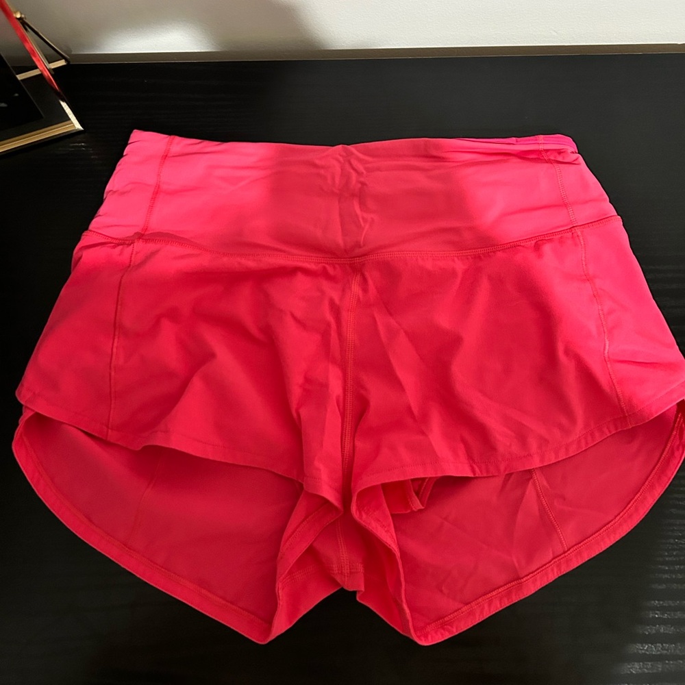 Lululemon Speed Up shorts